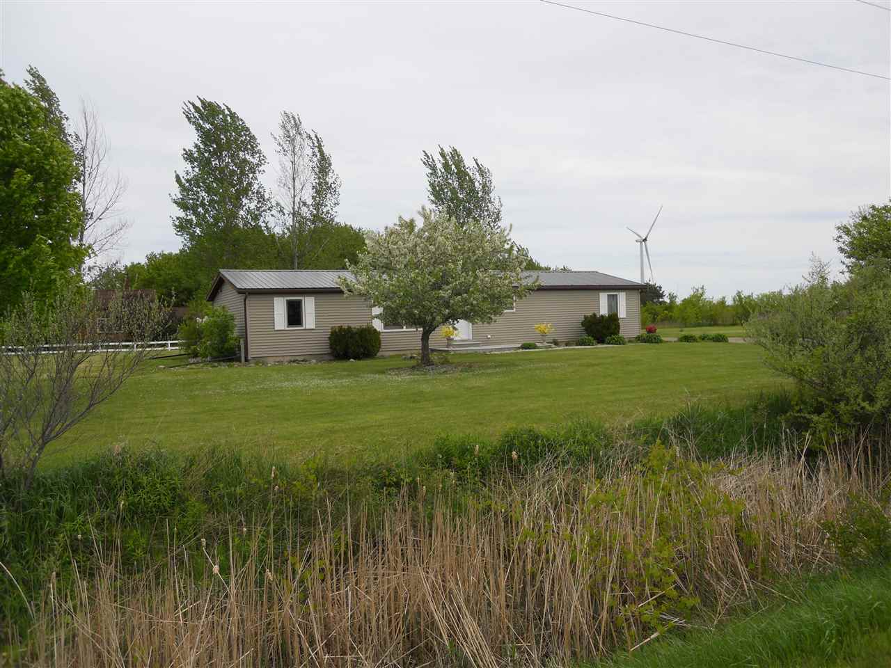 9980 Van Geisen Road Reese, MI 48757 - Photo 3 of 41