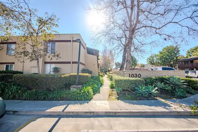 $365,000 | 1030 West MacArthur Boulevard, Unit 23, Santa Ana, CA 92707