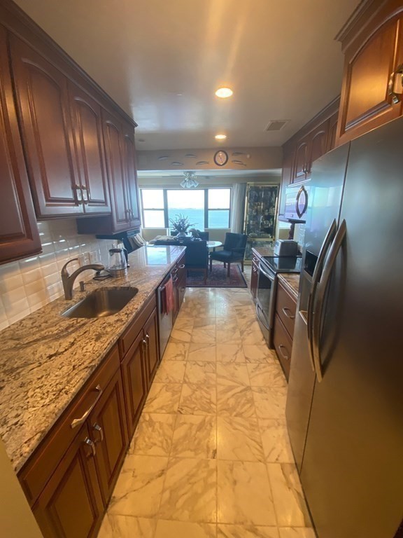 3 Seal Harbor Road, Unit 636 Winthrop, MA 02152 - Photo 8 of 27