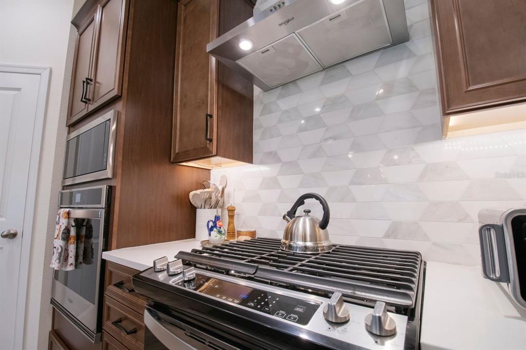 864 Vineyard Rdg Road Minneola, FL 34715 - Photo 10 of 57