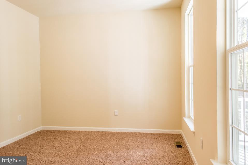 3525 Breaknock Road Bumpass, VA 23024 - Photo 24 of 26 Living Room