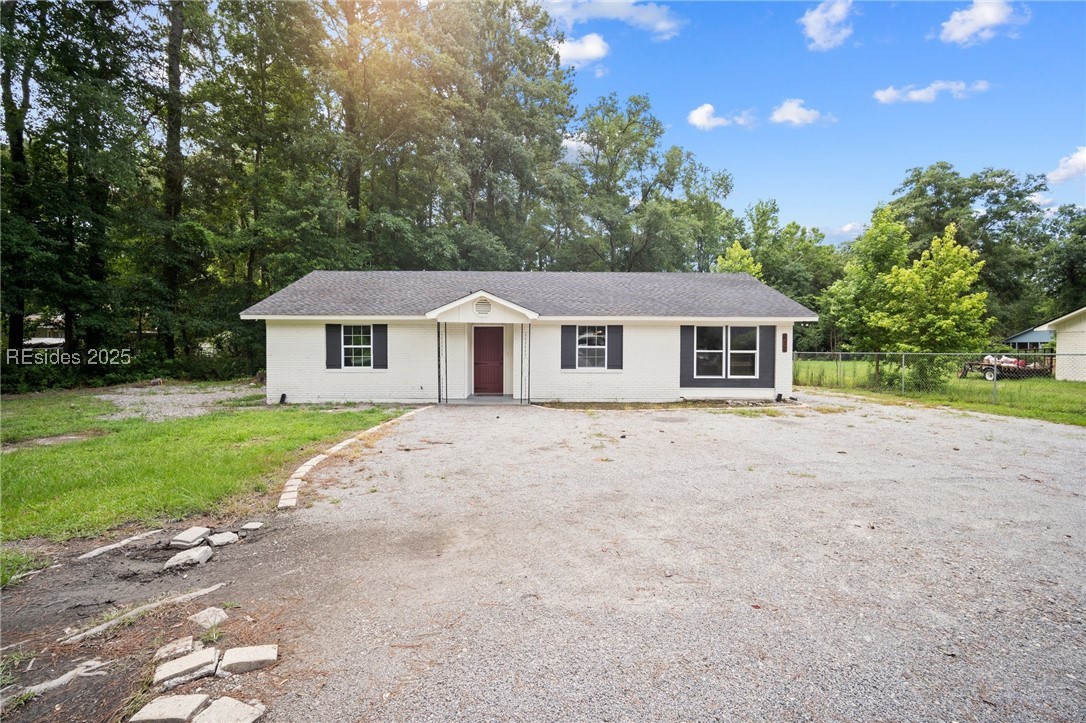 612 Old House Road Ridgeland, SC 29936 - Photo 2 of 38