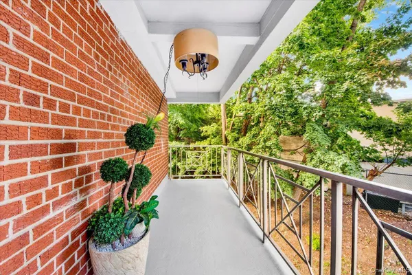 $419,900 | 1 Balint Drive, Unit 366, Yonkers, NY 10710
