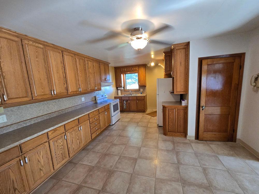 45335 T-91 Courtland, MN 56021 - Photo 13 of 40