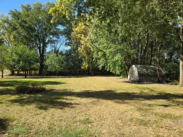 $339,900 | 45335 T-91, Courtland, MN 56021