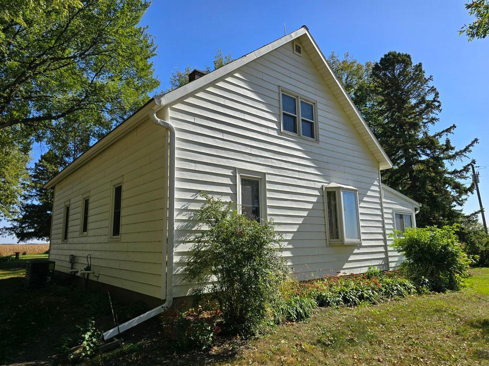 45335 T-91 Courtland, MN 56021 - Photo 4 of 40