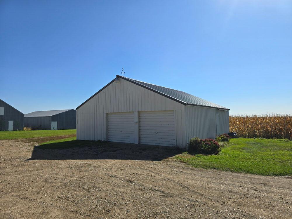 45335 T-91 Courtland, MN 56021 - Photo 6 of 40