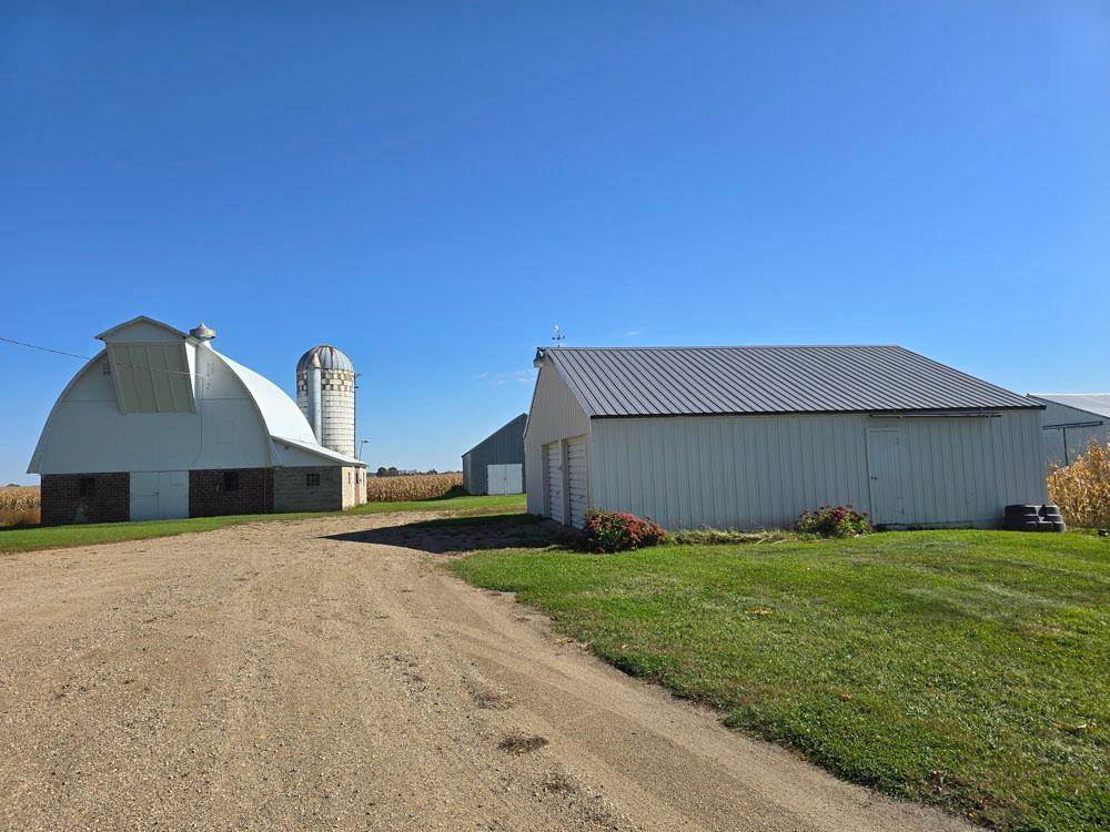 45335 T-91 Courtland, MN 56021 - Photo 7 of 40