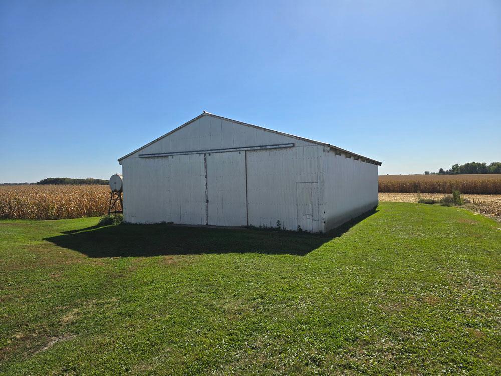 45335 T-91 Courtland, MN 56021 - Photo 9 of 40