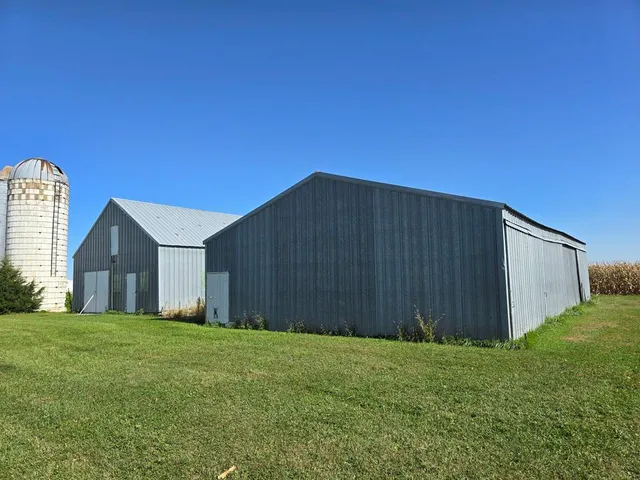$339,900 | 45335 T-91, Courtland, MN 56021