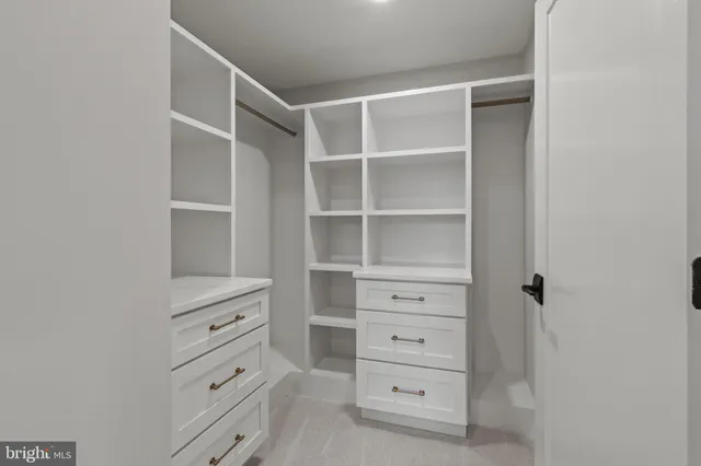 $2,775,000 | 6511 Ivy Hill Drive, McLean, VA 22101