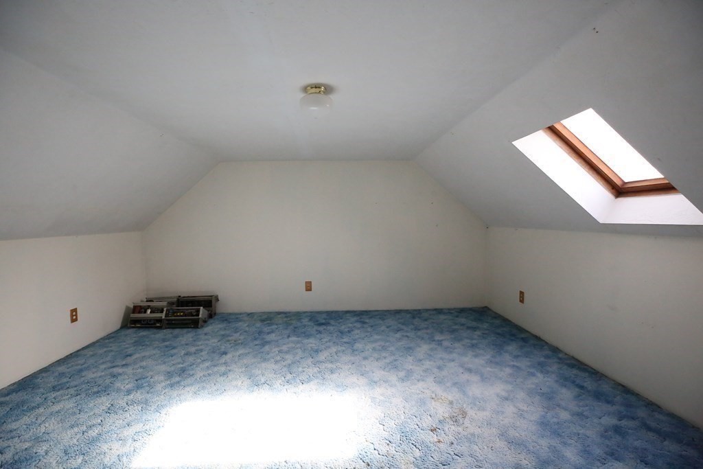 14 Gerrish Road Rochester, MA 02770 - Photo 30 of 40 a view of room and window