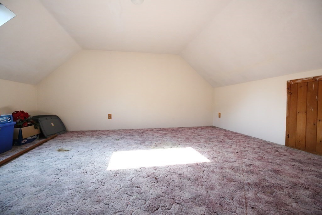 14 Gerrish Road Rochester, MA 02770 - Photo 31 of 40 a view of room
