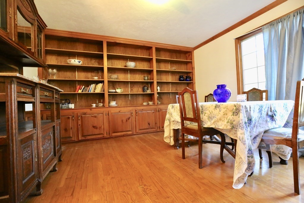 14 Gerrish Road Rochester, MA 02770 - Photo 9 of 40 a view of a workspace with furniture and a potted plant