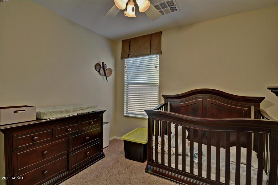 2065 South Martingale Road Gilbert, AZ 85295 - Photo 21 of 28 20160812154726894366000000-o