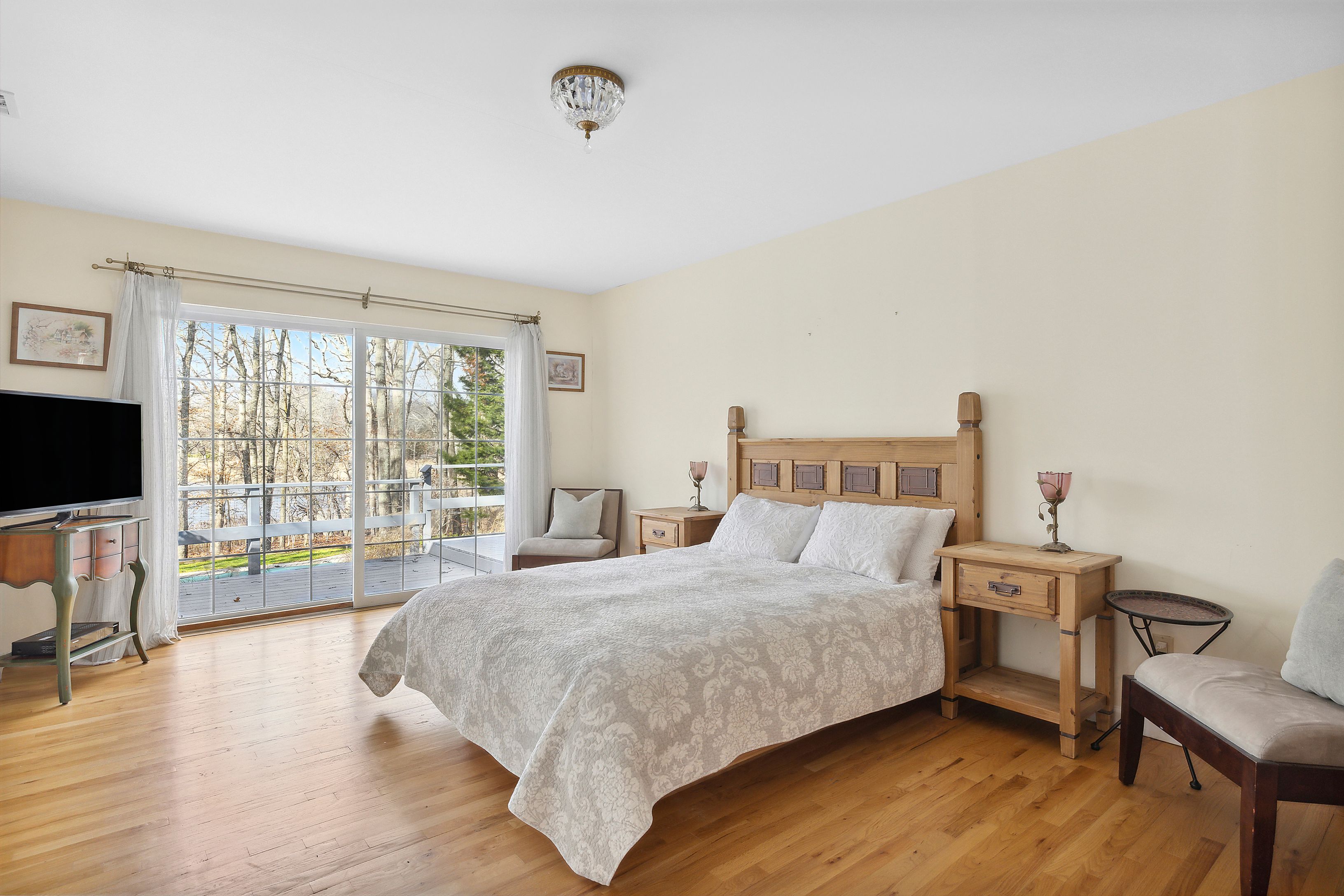 Undisclosed Address Sag Harbor, NY 11963 - Photo 5 of 13