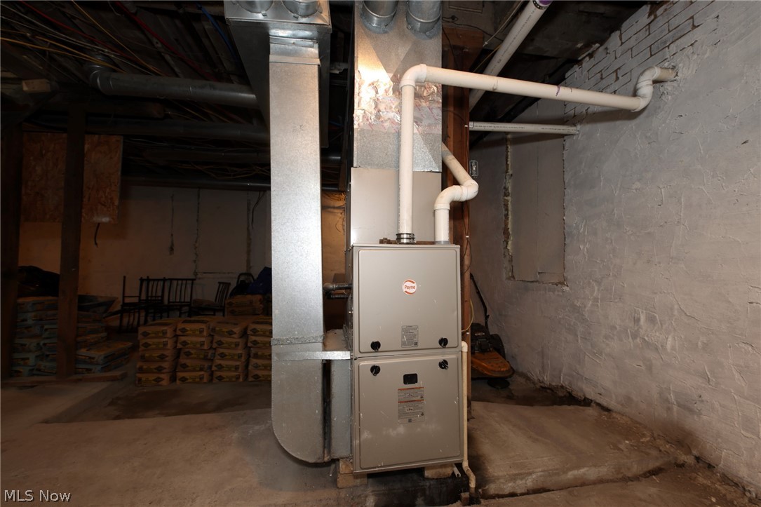 416 5th Street Chester, WV 26034 - Photo 23 of 24 Utility room featuring a furnace unit and extensive ductwork