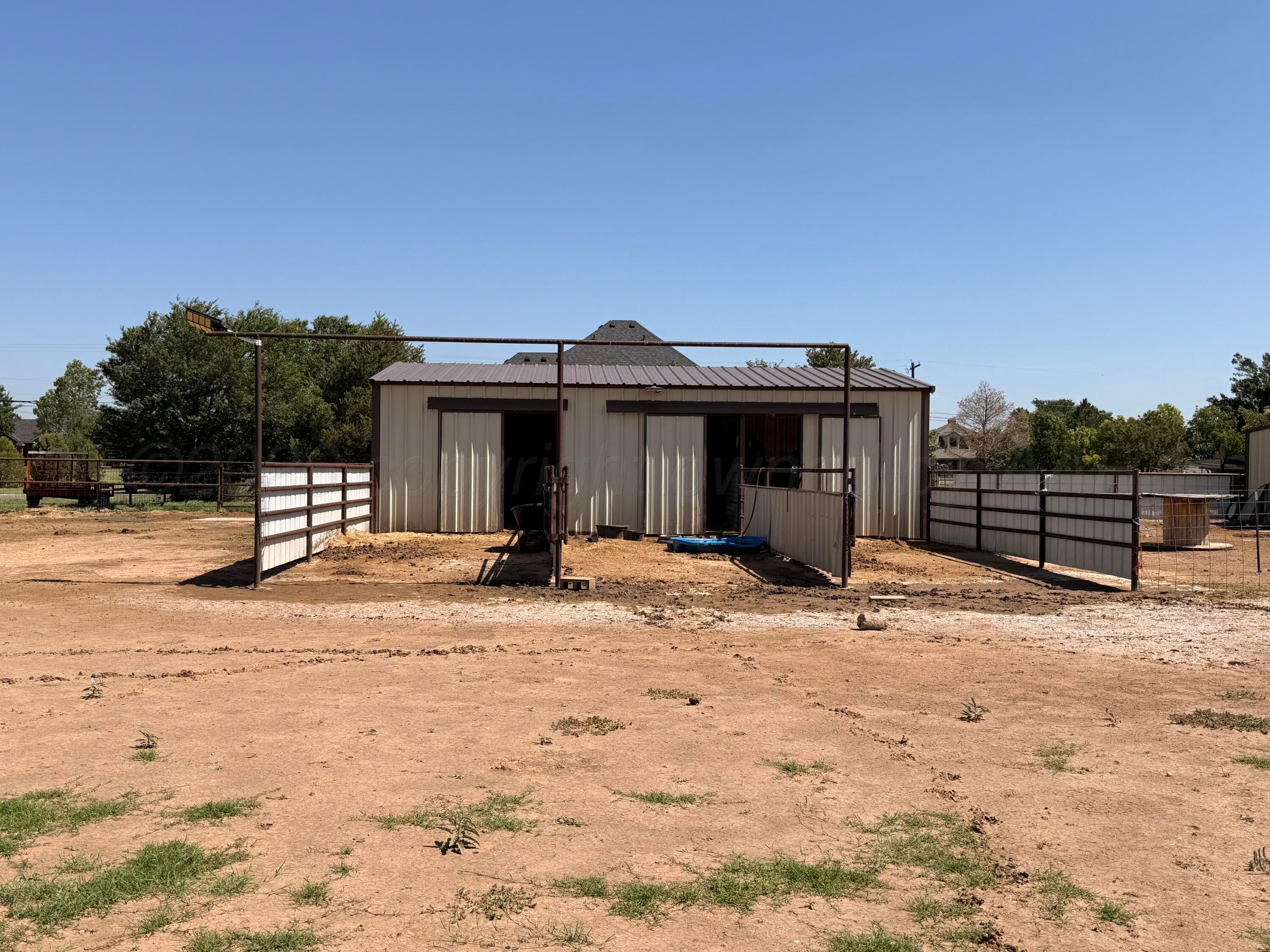 8917 Dove Road Canyon, TX 79015 - Photo 32 of 40 Stalls