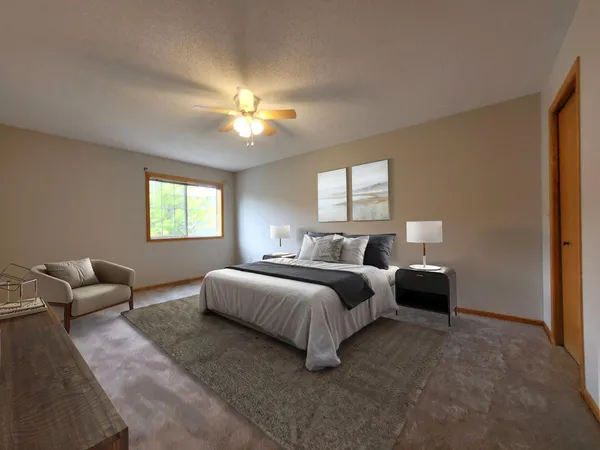 $218,900 | 1850 Donegal Drive, Unit 4, Woodbury, MN 55125