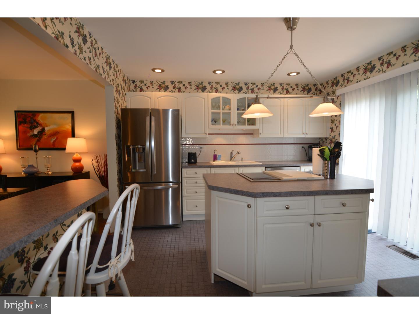 131 Merion Lane Reading, PA 19607 - Photo 4 of 25 Gallery Image 4