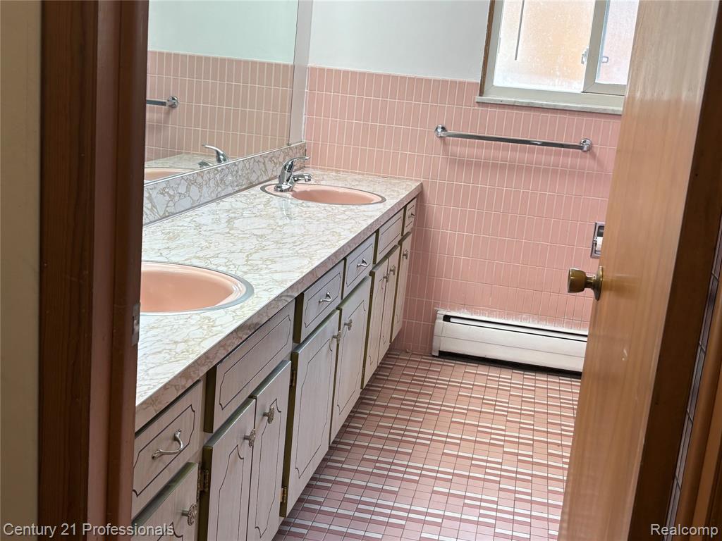 8105 Busch Street Center Line, MI 48015 - Photo 13 of 15 Gallery Image 13