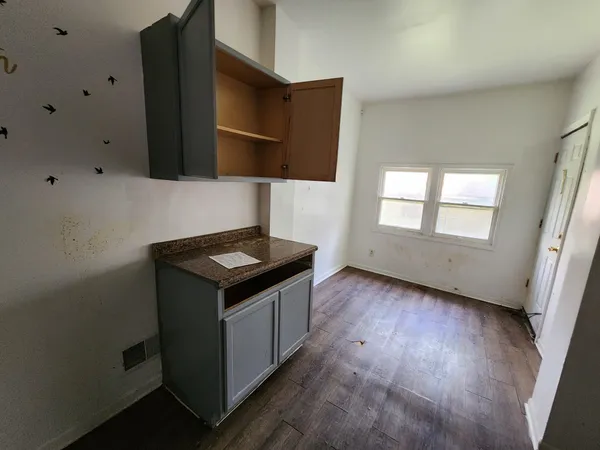 $119,900 | 8253 South Throop Street, Chicago, IL 60620