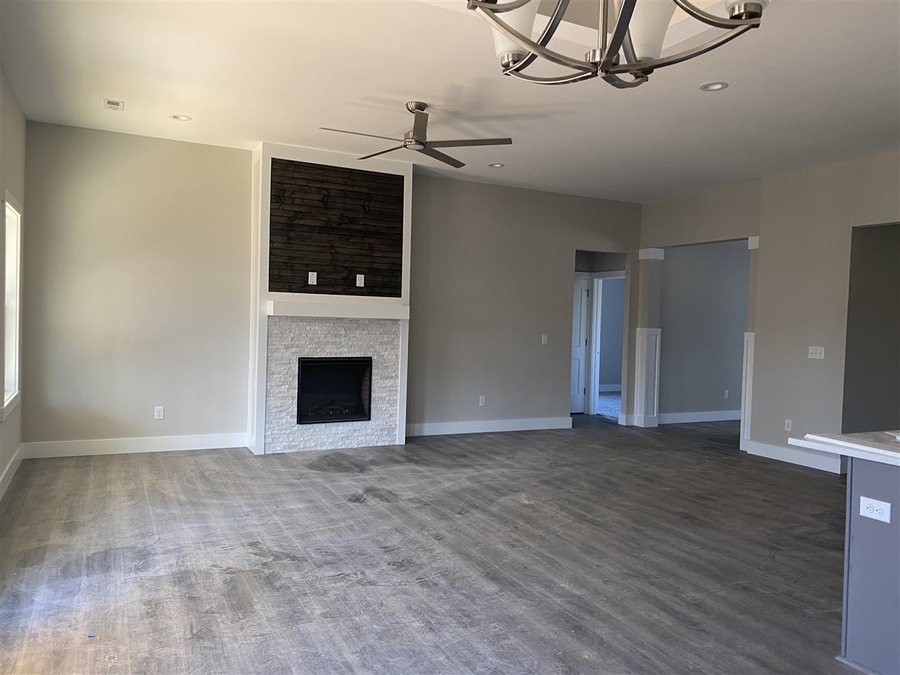 220 River Oak Circle Inman, SC 29349 - Photo 4 of 11 Gallery Image 4