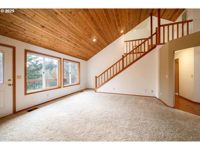 $936,500 | 14355 Northwest Pheasant Hill Lane, McMinnville, OR 97128