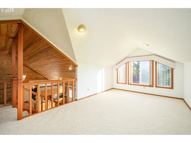 $936,500 | 14355 Northwest Pheasant Hill Lane, McMinnville, OR 97128