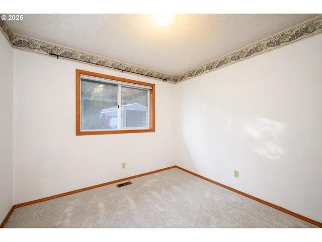 $936,500 | 14355 Northwest Pheasant Hill Lane, McMinnville, OR 97128