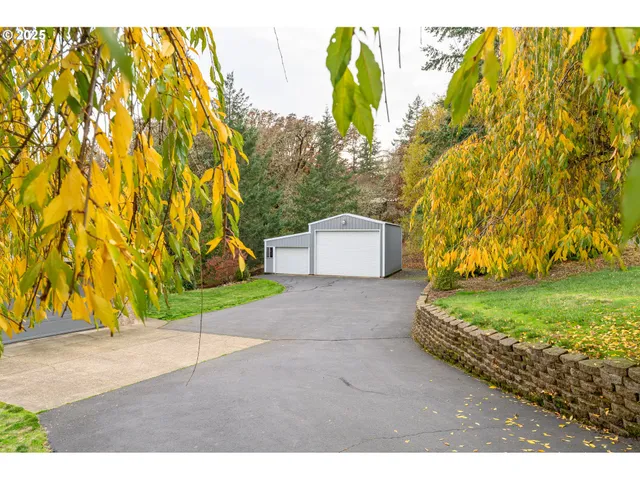 $936,500 | 14355 Northwest Pheasant Hill Lane, McMinnville, OR 97128