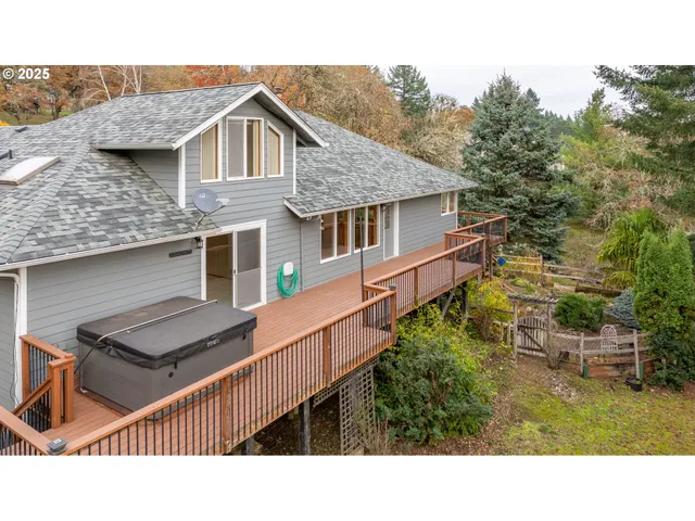 $936,500 | 14355 Northwest Pheasant Hill Lane, McMinnville, OR 97128