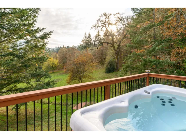 $936,500 | 14355 Northwest Pheasant Hill Lane, McMinnville, OR 97128