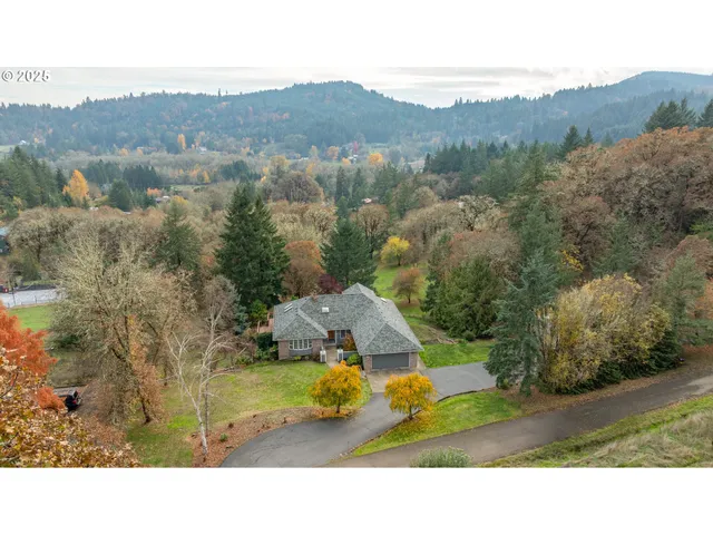 $936,500 | 14355 Northwest Pheasant Hill Lane, McMinnville, OR 97128