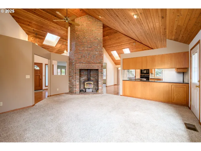 $936,500 | 14355 Northwest Pheasant Hill Lane, McMinnville, OR 97128