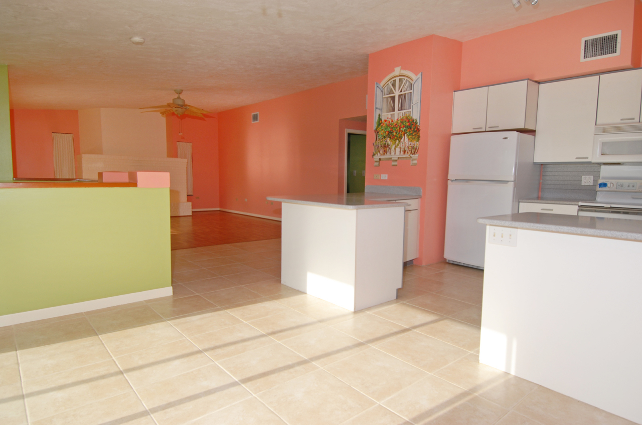 437 4th Road Key Largo, FL 33037 - Photo 8 of 21 Dining - Kitchen - Living
