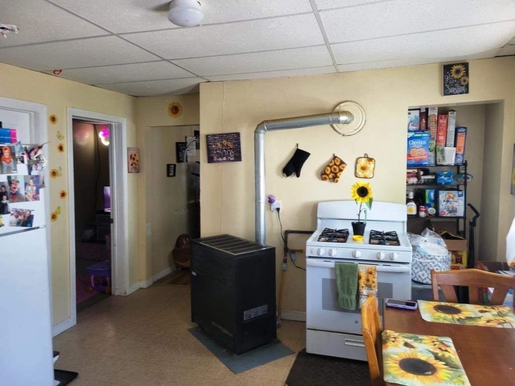 225 Vernon Street Worcester, MA 01607 - Photo 15 of 27