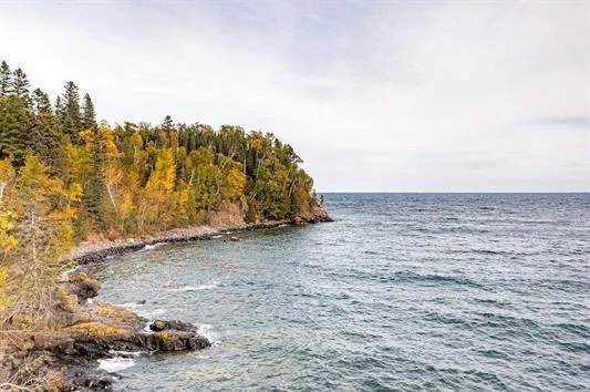 $899,000 | 61 Beaver Bay Twp Mn 55601, Silver Bay, MN 55614