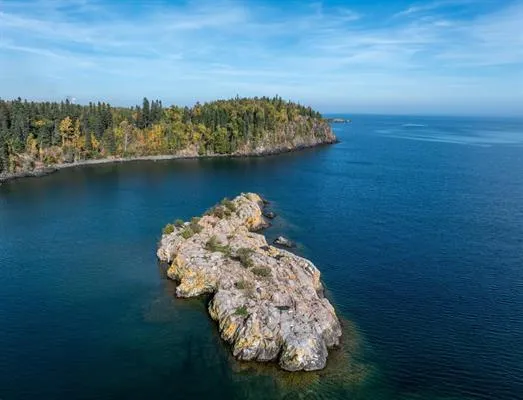 $899,000 | 61 Beaver Bay Twp Mn 55601, Silver Bay, MN 55614