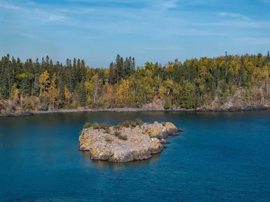 $899,000 | 61 Beaver Bay Twp Mn 55601, Silver Bay, MN 55614