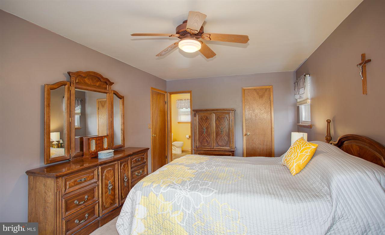 432 Springhouse Road Harrisburg, PA 17111 - Photo 14 of 25 Gallery Image 14