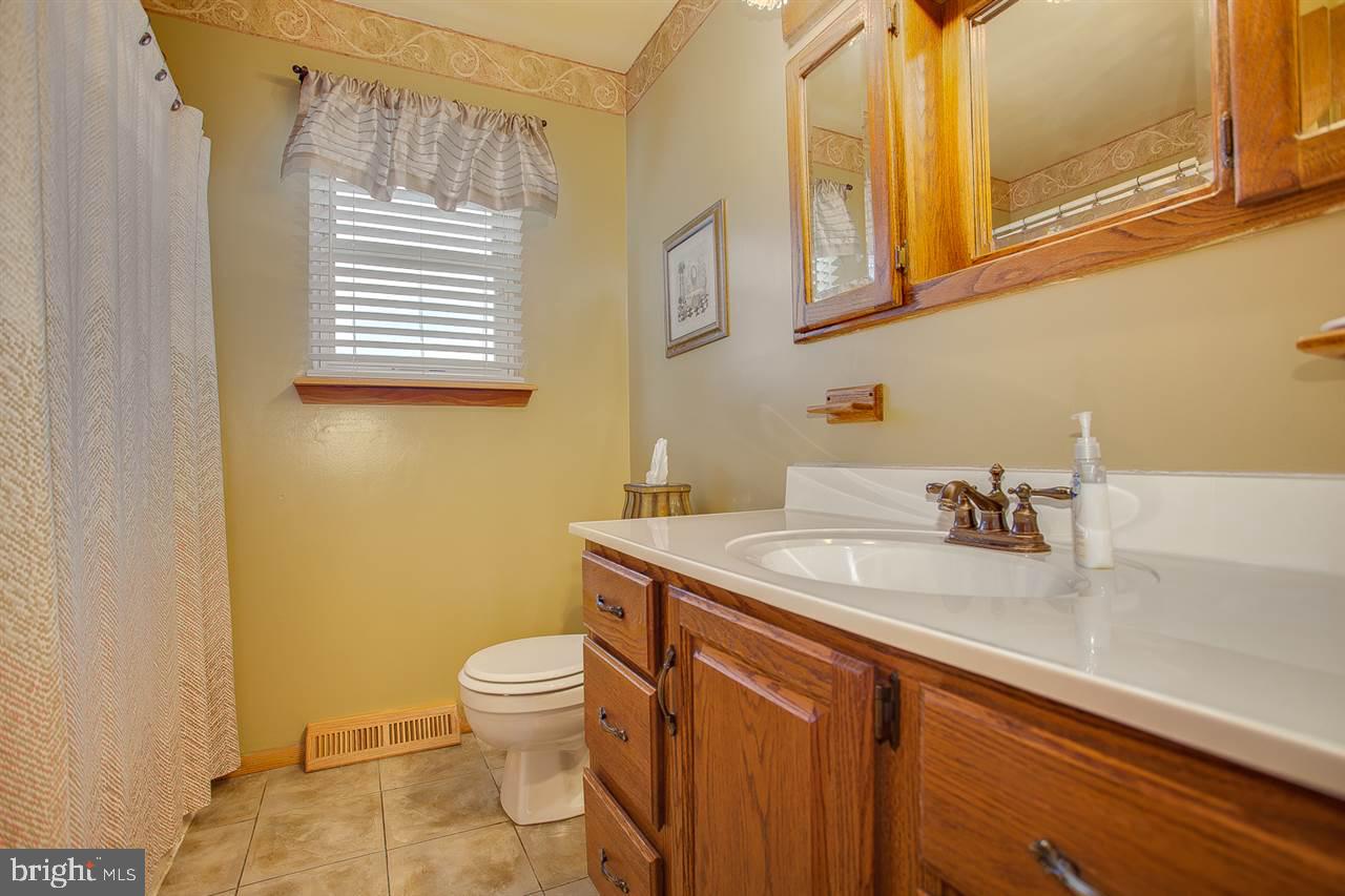 432 Springhouse Road Harrisburg, PA 17111 - Photo 16 of 25 Gallery Image 16