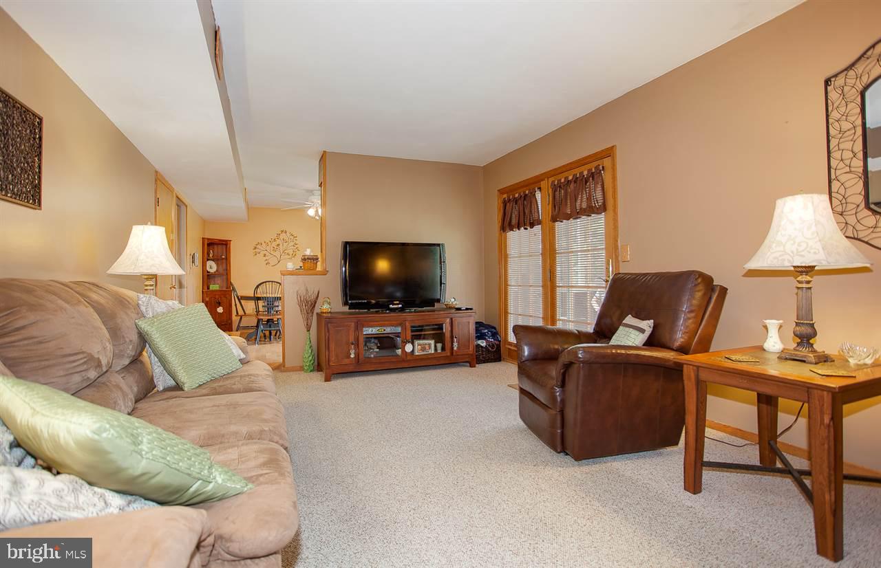 432 Springhouse Road Harrisburg, PA 17111 - Photo 10 of 25 Gallery Image 10