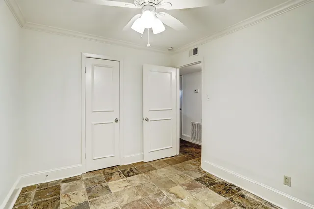 $1,395 | 2418 Mimosa Drive, Unit 5, Houston, TX 77019