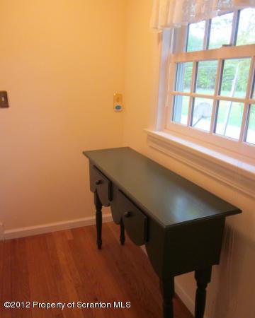 1121 Motichka Road Moscow, PA 18444 - Photo 41 of 59 a workspace with furniture and window