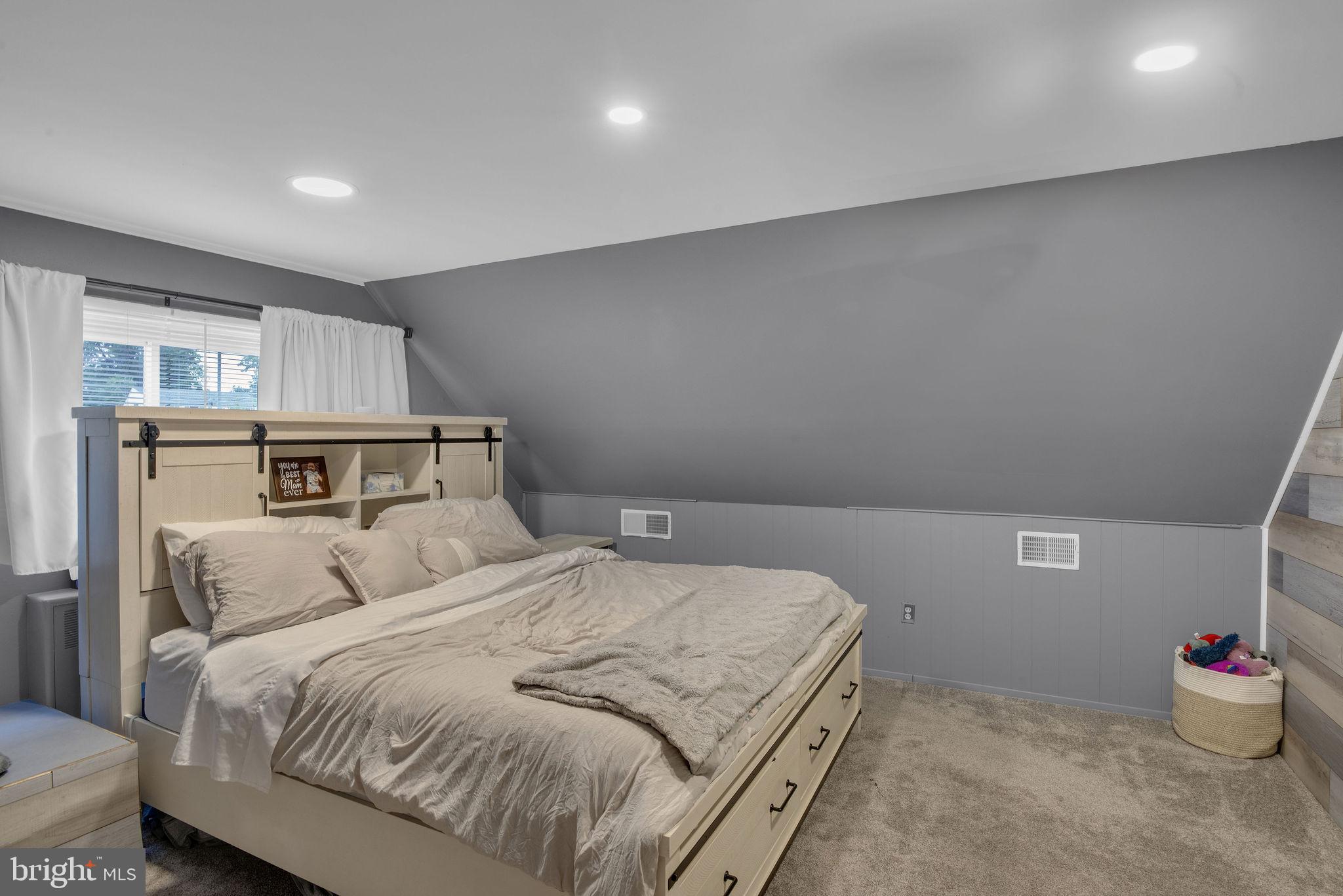 236 Cobalt Ridge Drive South Levittown, PA 19057 - Photo 18 of 21 Gallery Image 18