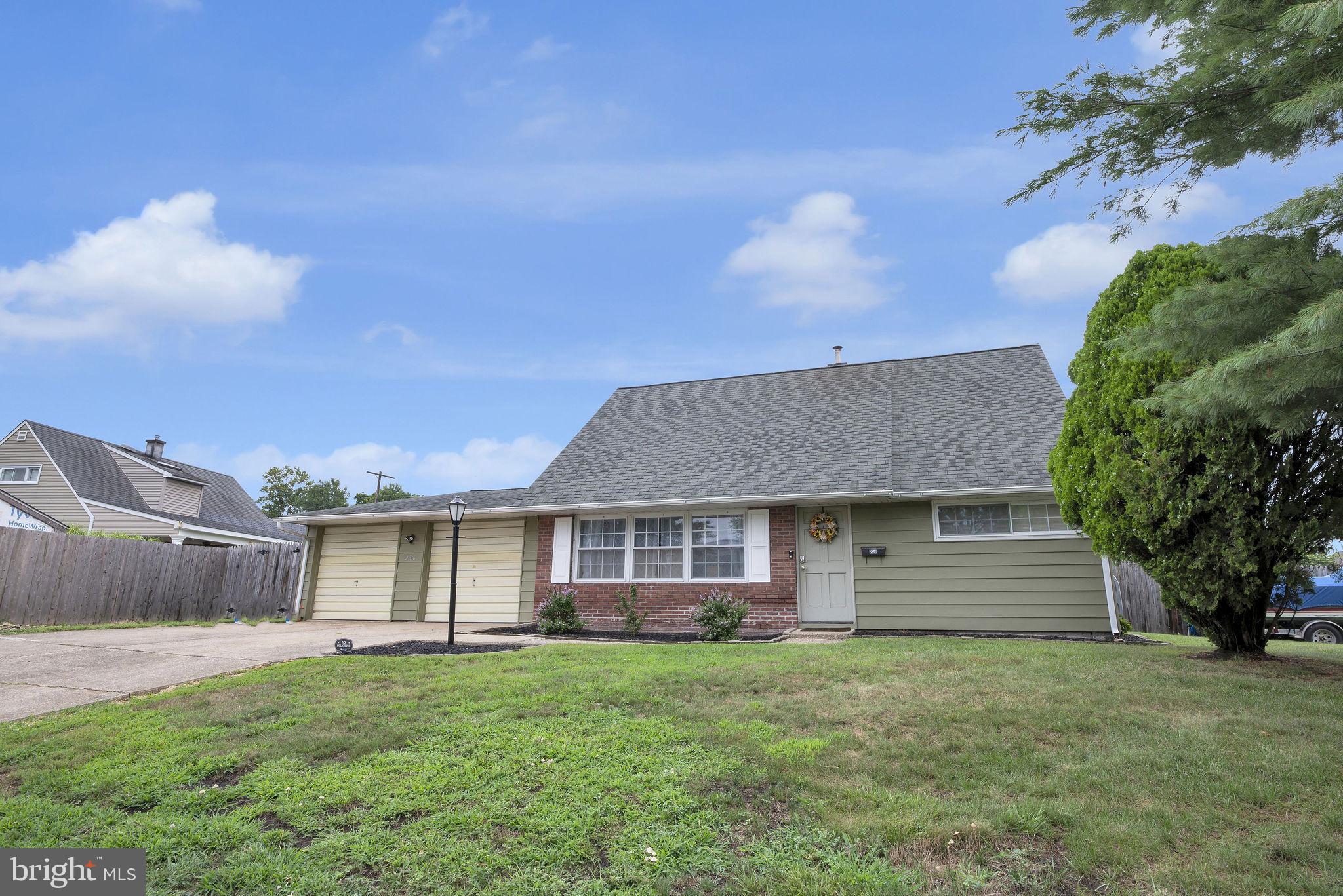 236 Cobalt Ridge Drive South Levittown, PA 19057 - Photo 3 of 21 Gallery Image 3