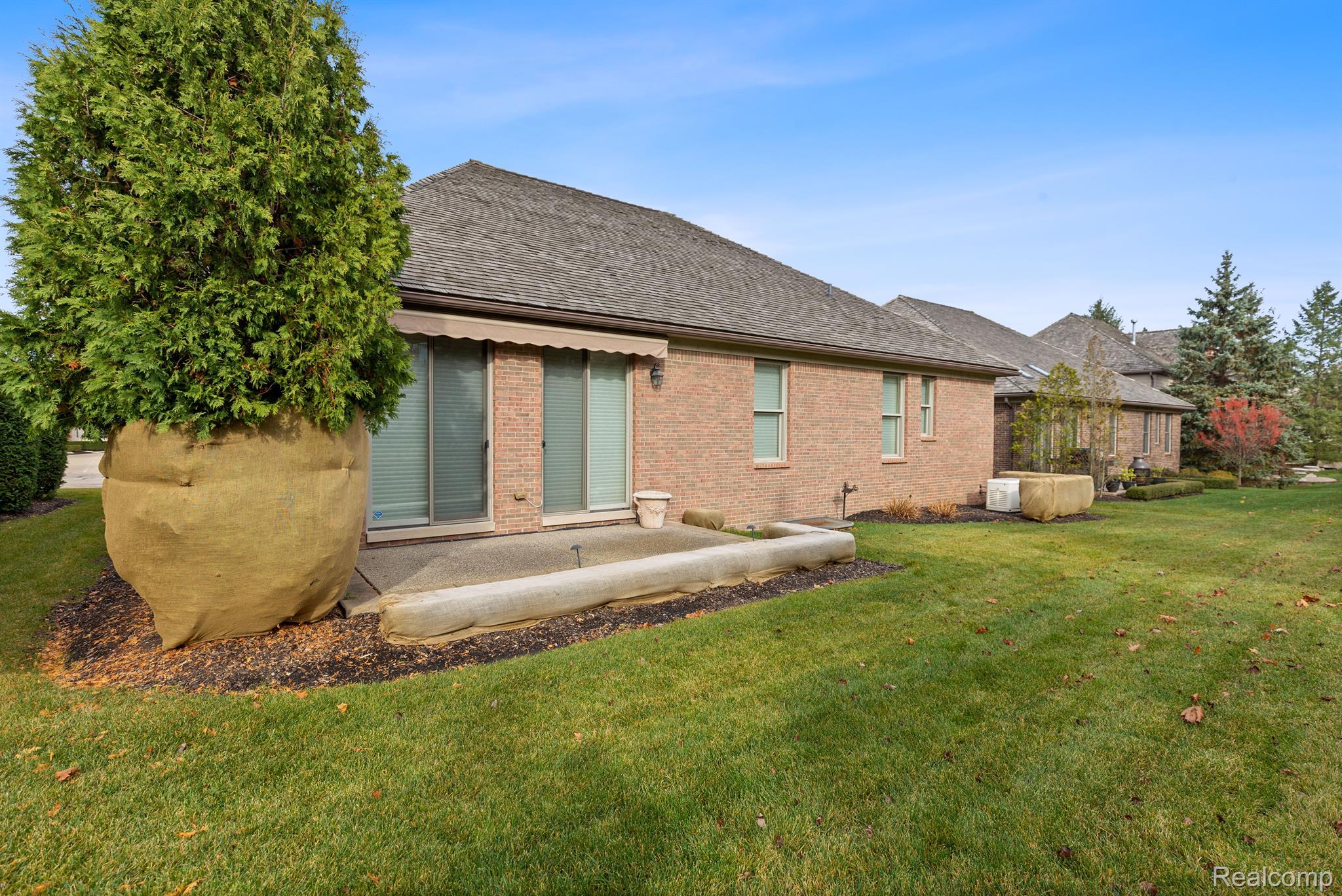 2677 Monarch Court Rochester, MI 48306 - Photo 10 of 43 Gallery Image 10