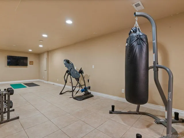 $997,500 | 10216 Kleinbrook Way, Highlands Ranch, CO 80126