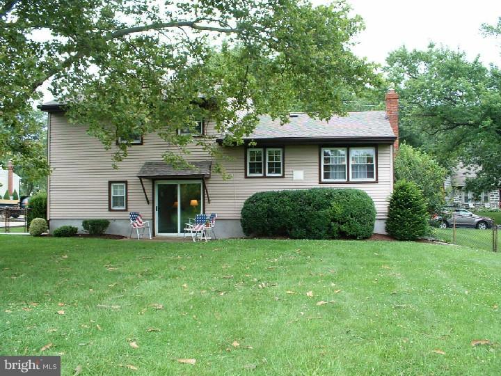 444 Arbor Road Cinnaminson, NJ 08077 - Photo 19 of 20 Patio